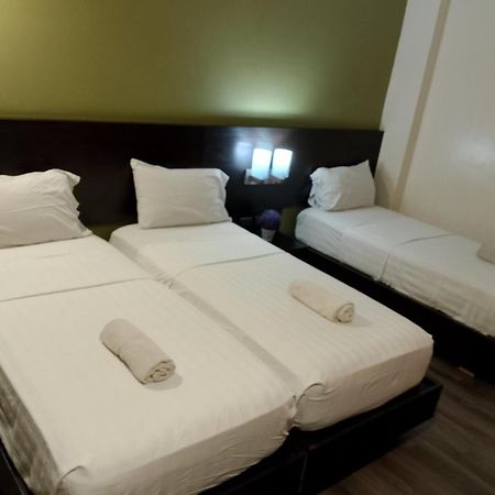 Makati Boutique Hotel Near Naia Airport Terminal 3 Edsa Pasay Cbd Makati City Kültér fotó
