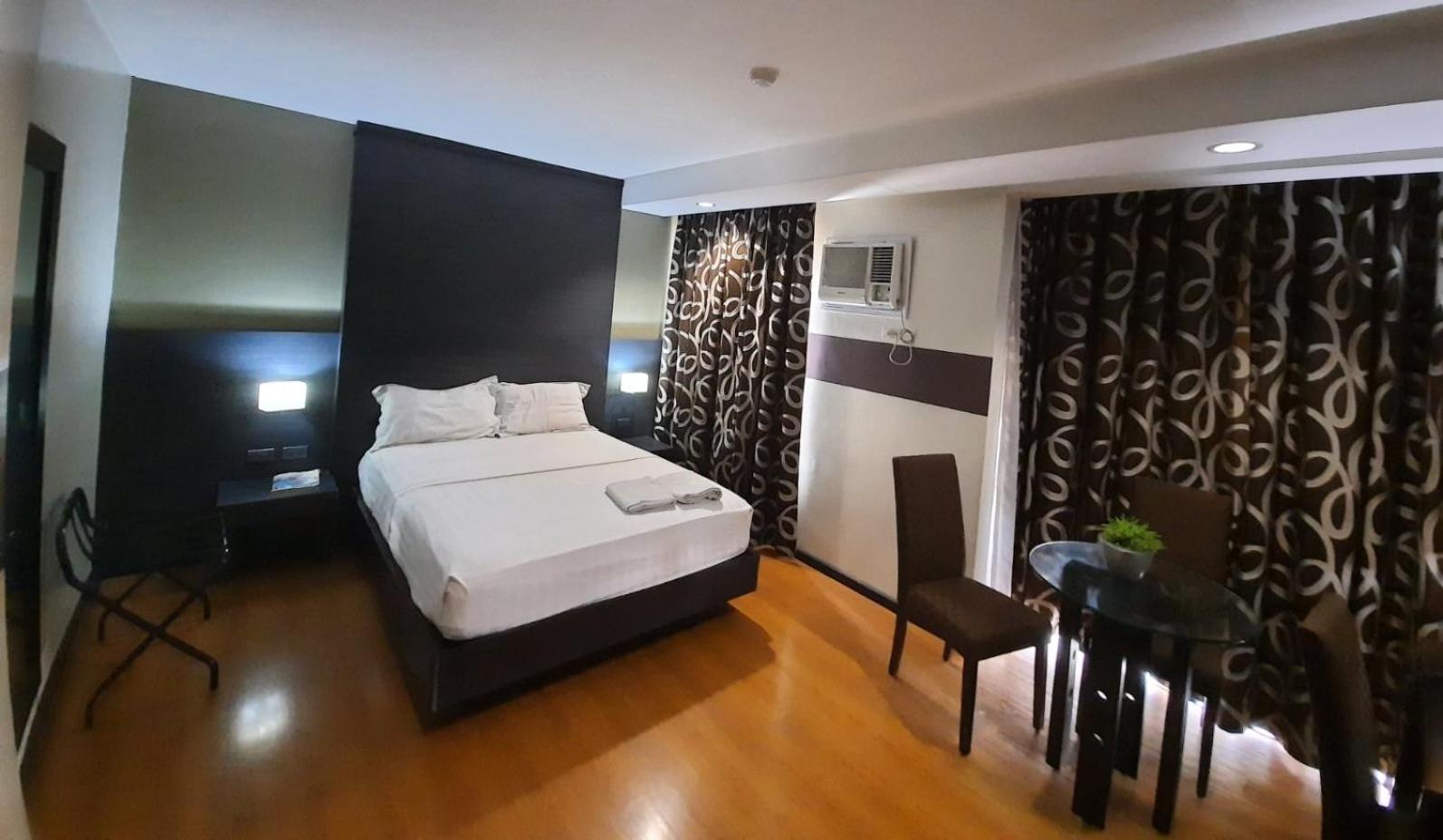 Makati Boutique Hotel Near Naia Airport Terminal 3 Edsa Pasay Cbd Makati City Kültér fotó
