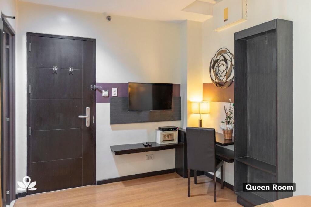 Makati Boutique Hotel Near Naia Airport Terminal 3 Edsa Pasay Cbd Makati City Kültér fotó